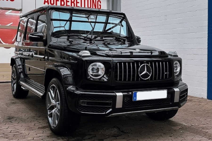 Schwarze Mercedes G-Klasse aus der B.E. Fahrzeuggalerie